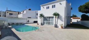 Oura - Large Villa - Private Pool - 5 Bedrooms